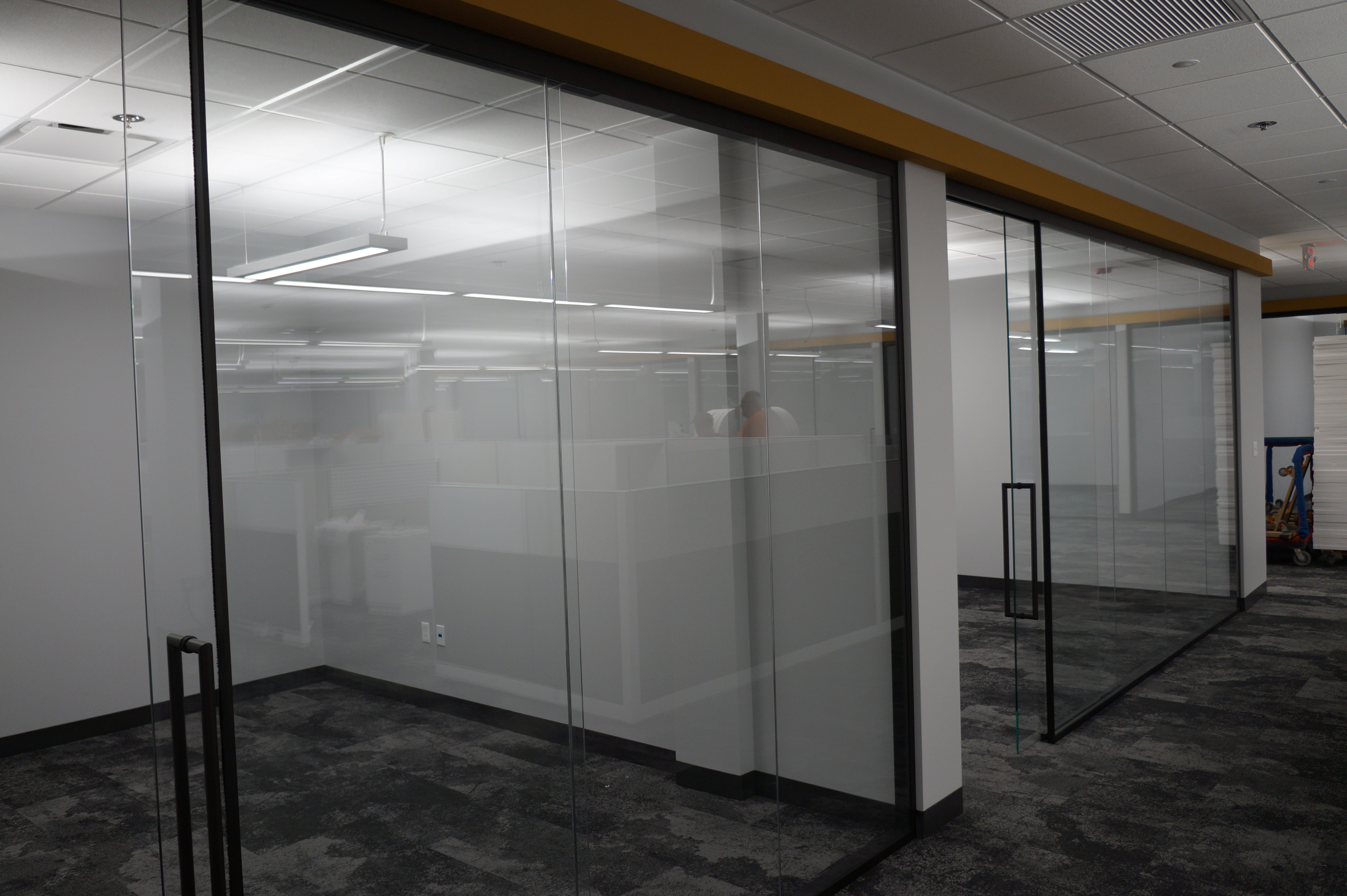 Floor to ceiling walls