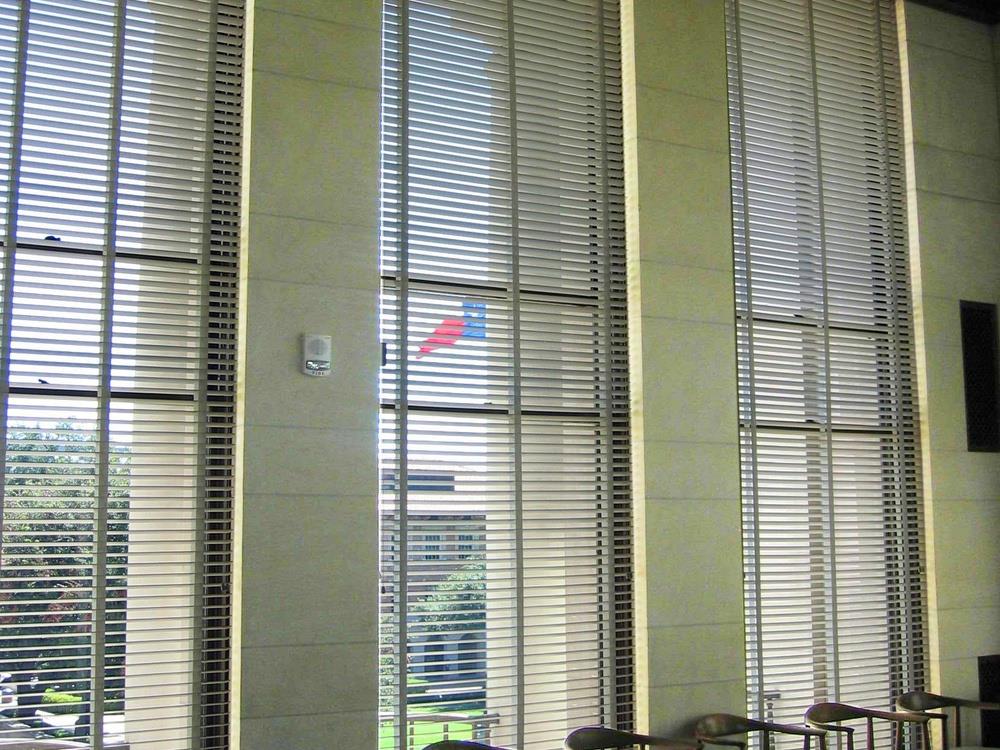 SWF Contract Window Blind Installer in St. Louis